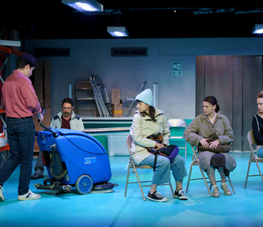 Experienţa feminină în FNT – De la lipsa tandreţei la sinucidere